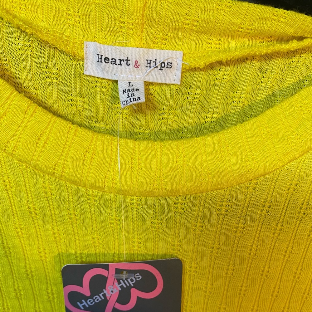 Yellow Sleeveless Dress - Picture 2 of 5